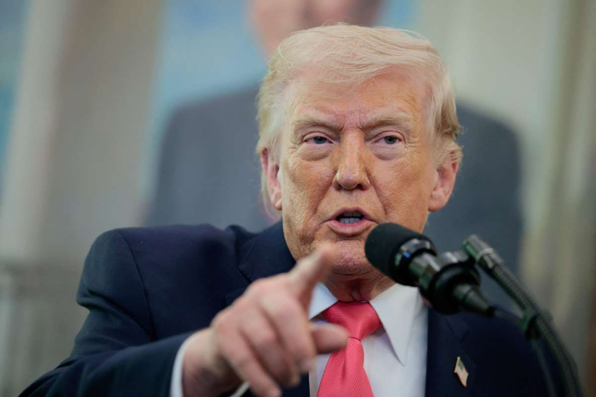 Ketegangan Memuncak! Trump Siap Hantam Infrastruktur Iran Jika Hormuz Tak Dibuka